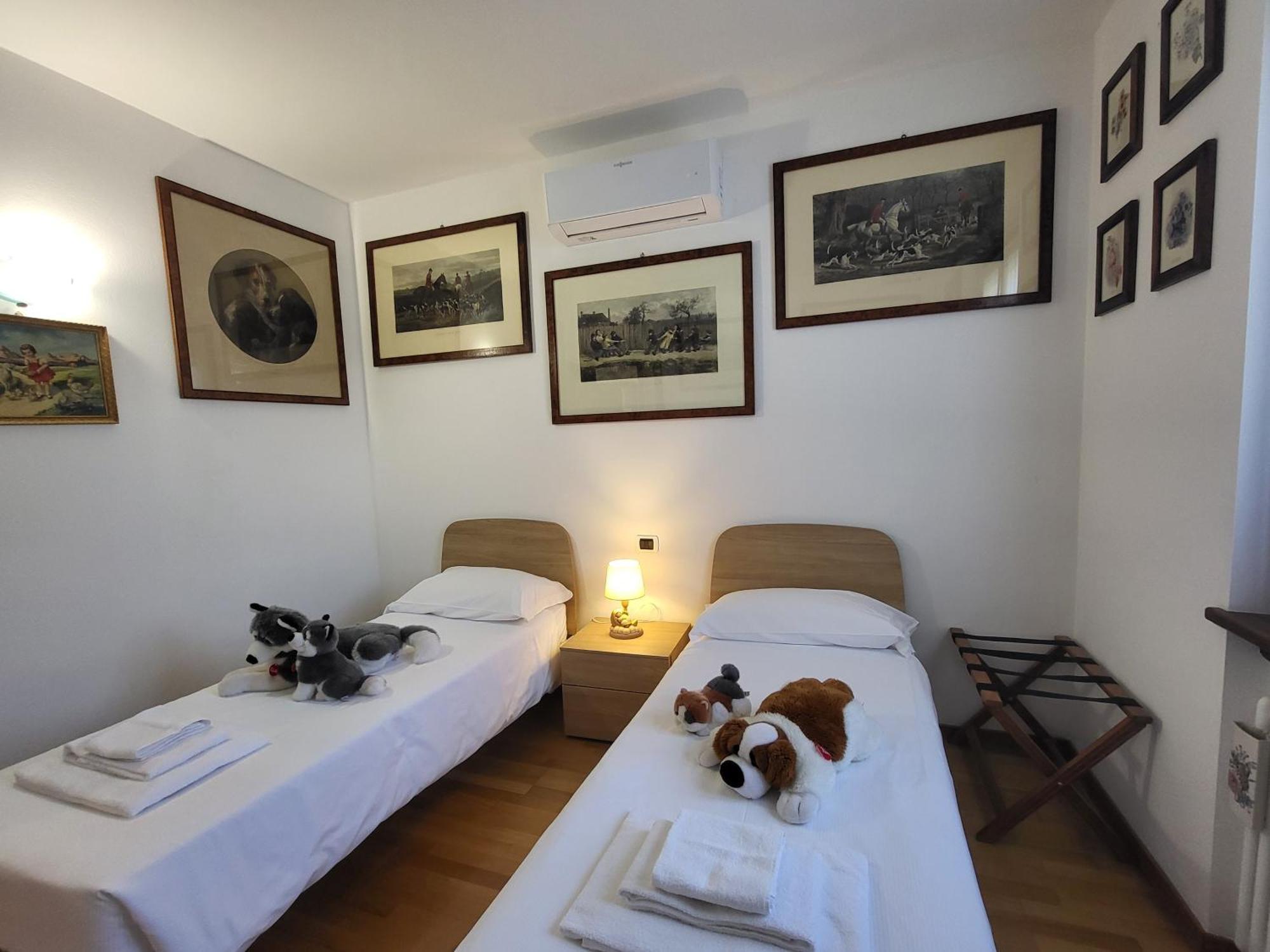 Casa Intignano - Appartamento Con Terrazzo Vista Lago Tremezzo Esterno foto