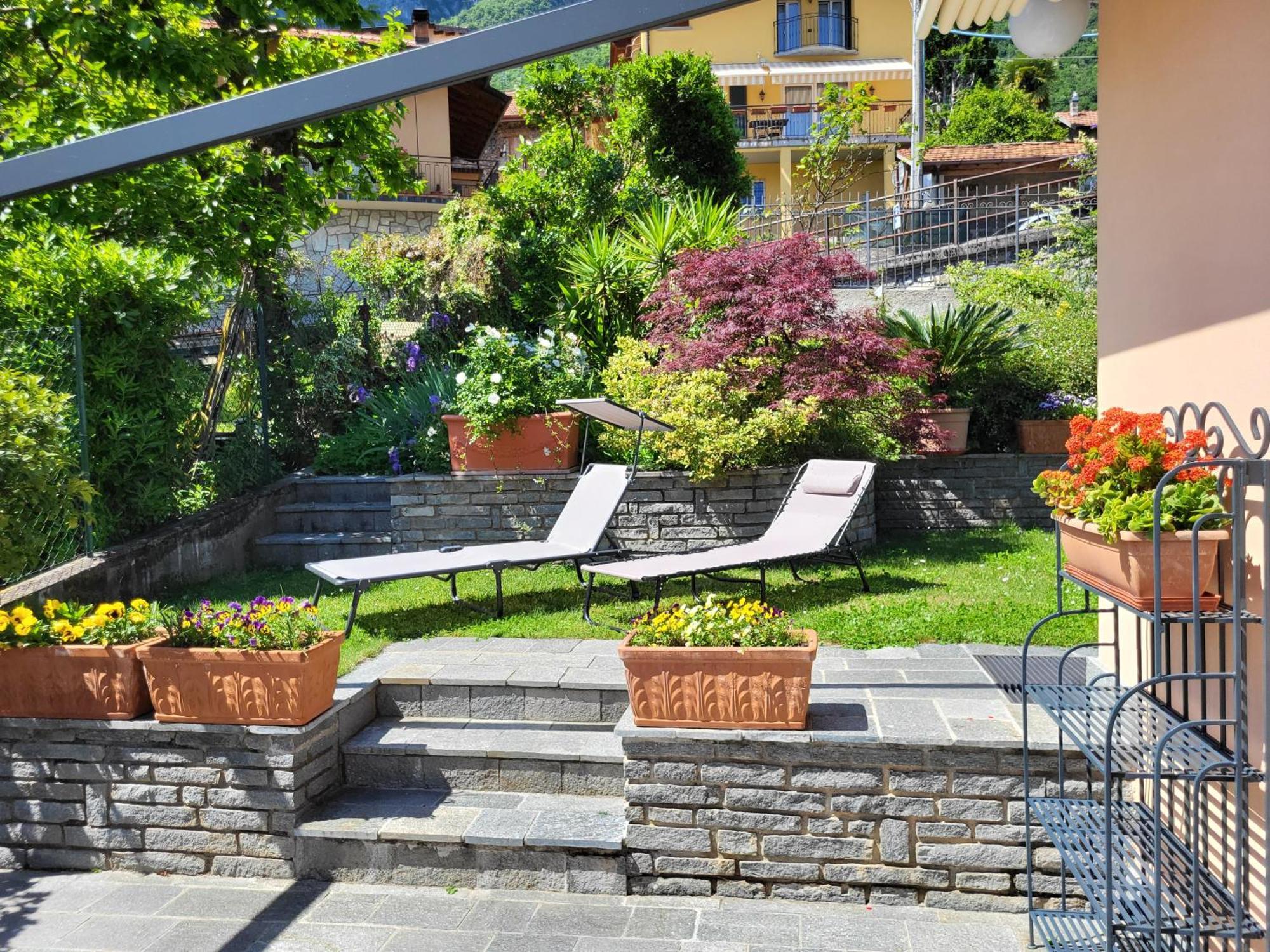 Casa Intignano - Appartamento Con Terrazzo Vista Lago Tremezzo Esterno foto