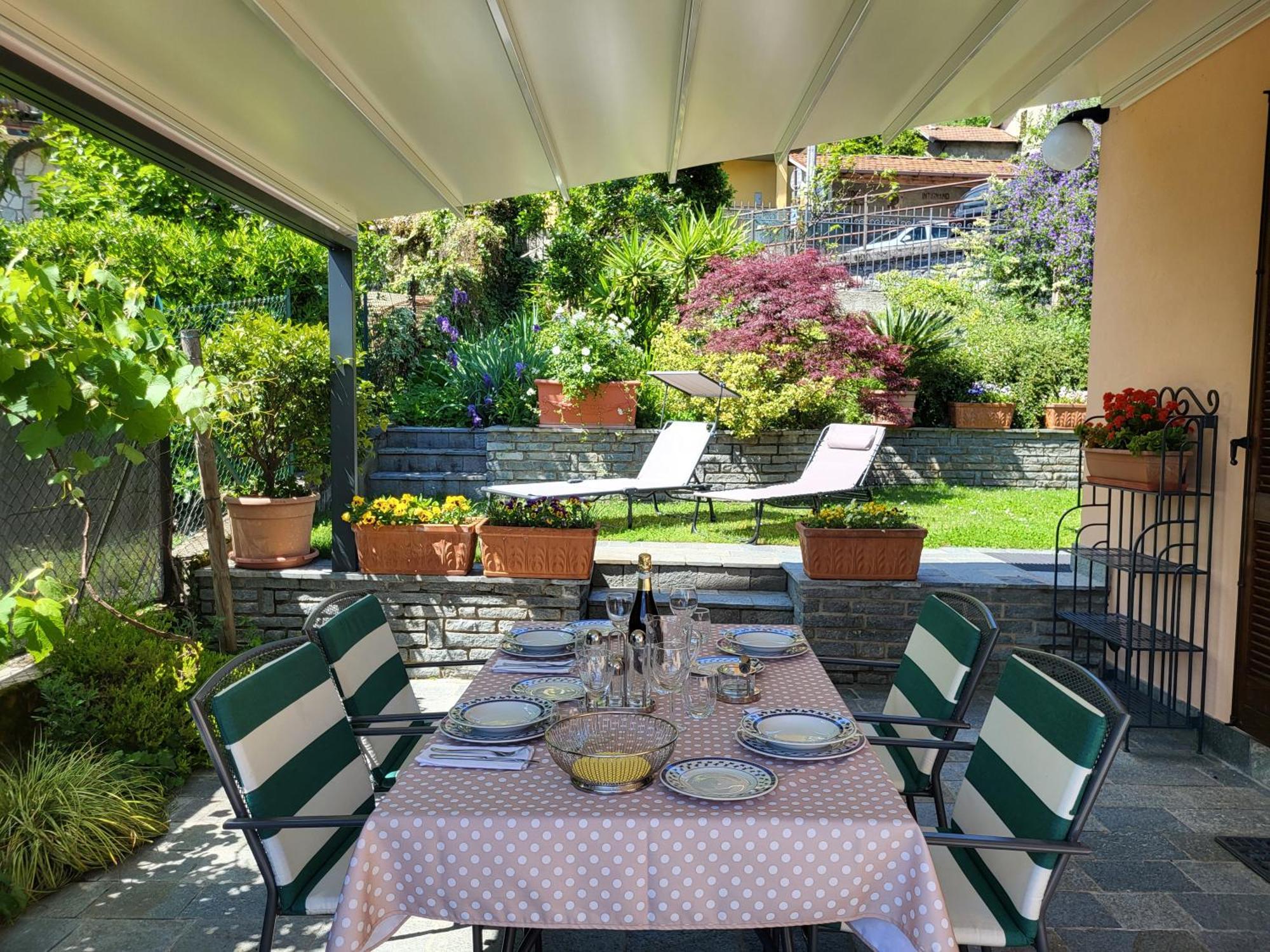 Casa Intignano - Appartamento Con Terrazzo Vista Lago Tremezzo Esterno foto