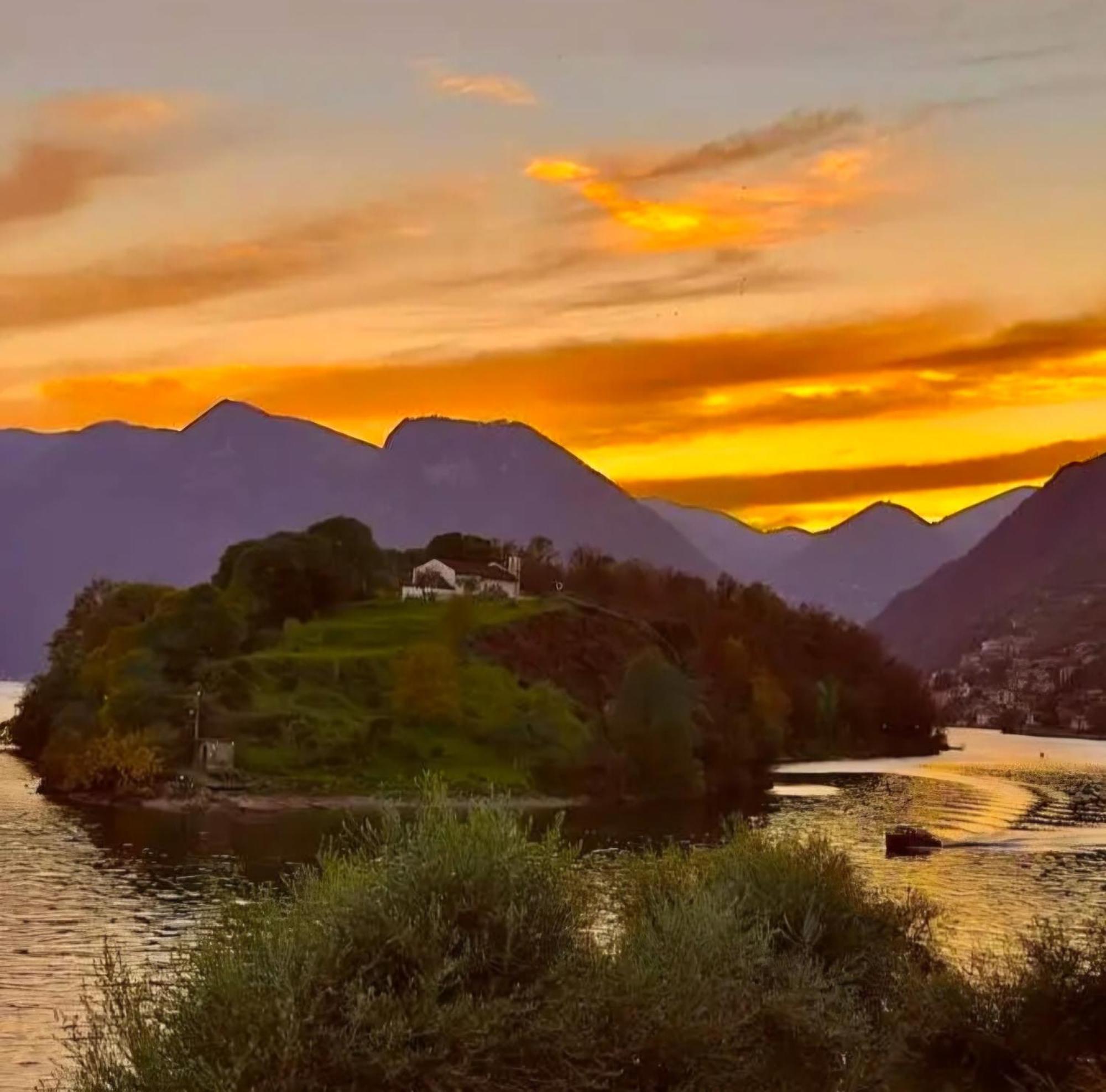 Casa Intignano - Appartamento Con Terrazzo Vista Lago Tremezzo Esterno foto