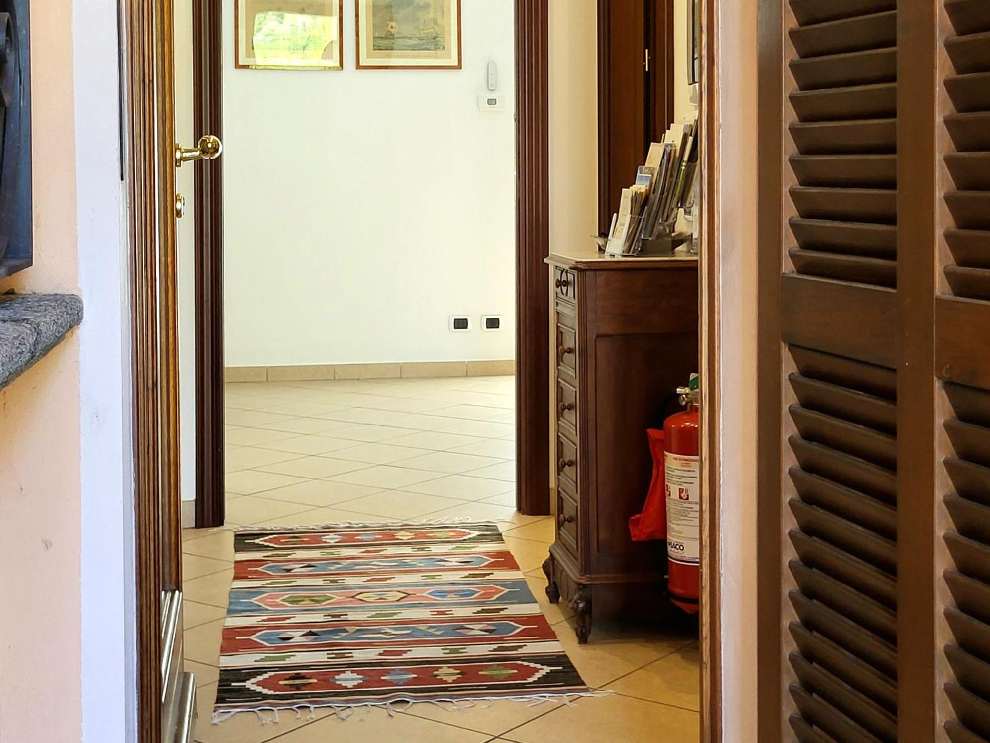 Casa Intignano - Appartamento Con Terrazzo Vista Lago Tremezzo Esterno foto
