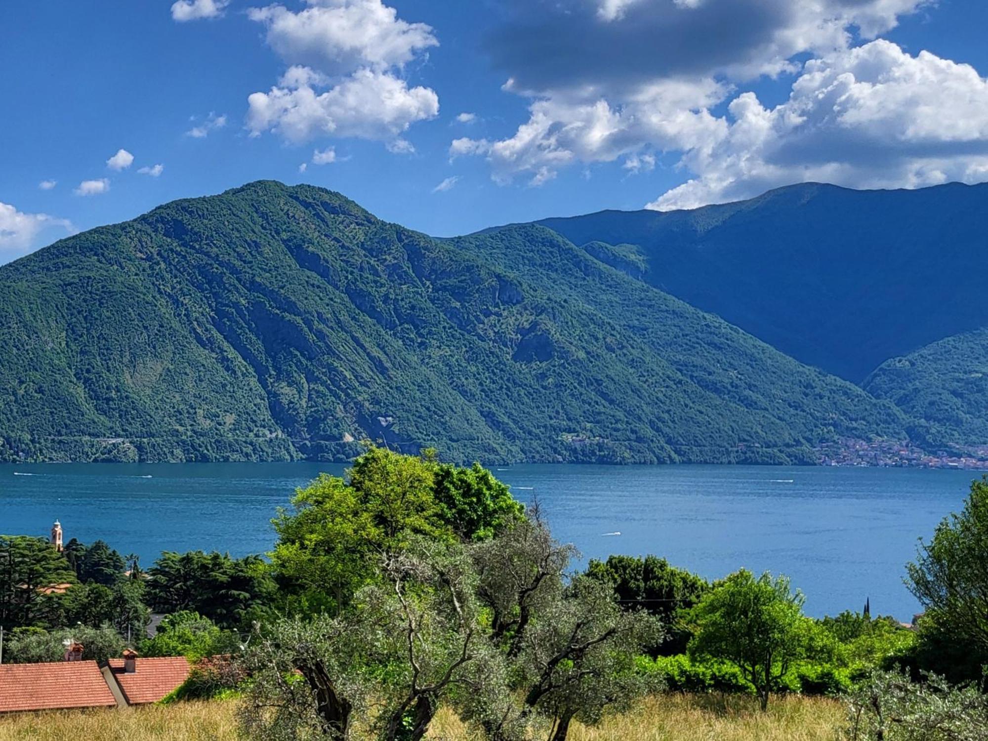 Casa Intignano - Appartamento Con Terrazzo Vista Lago Tremezzo Esterno foto